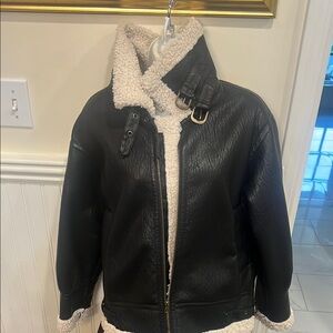 Princess Polly Jacket🩷💋💄